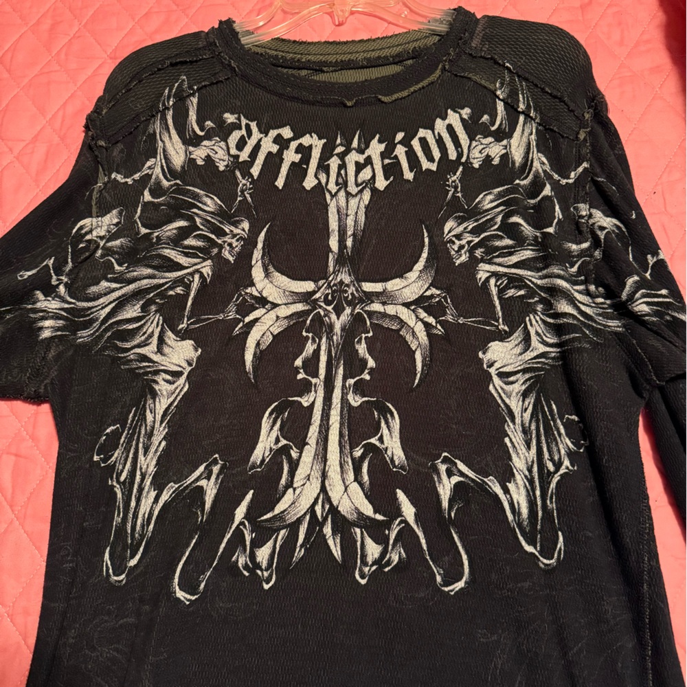 Affliction shirt